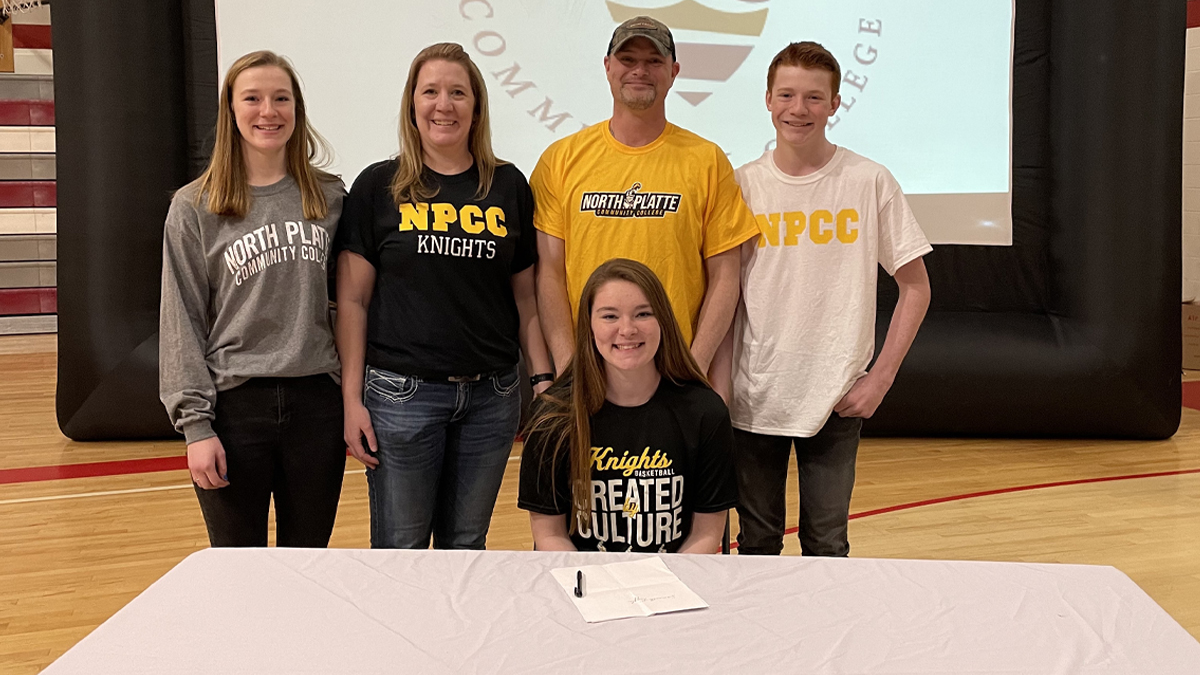 Knights add Riggles to 2022 signing class