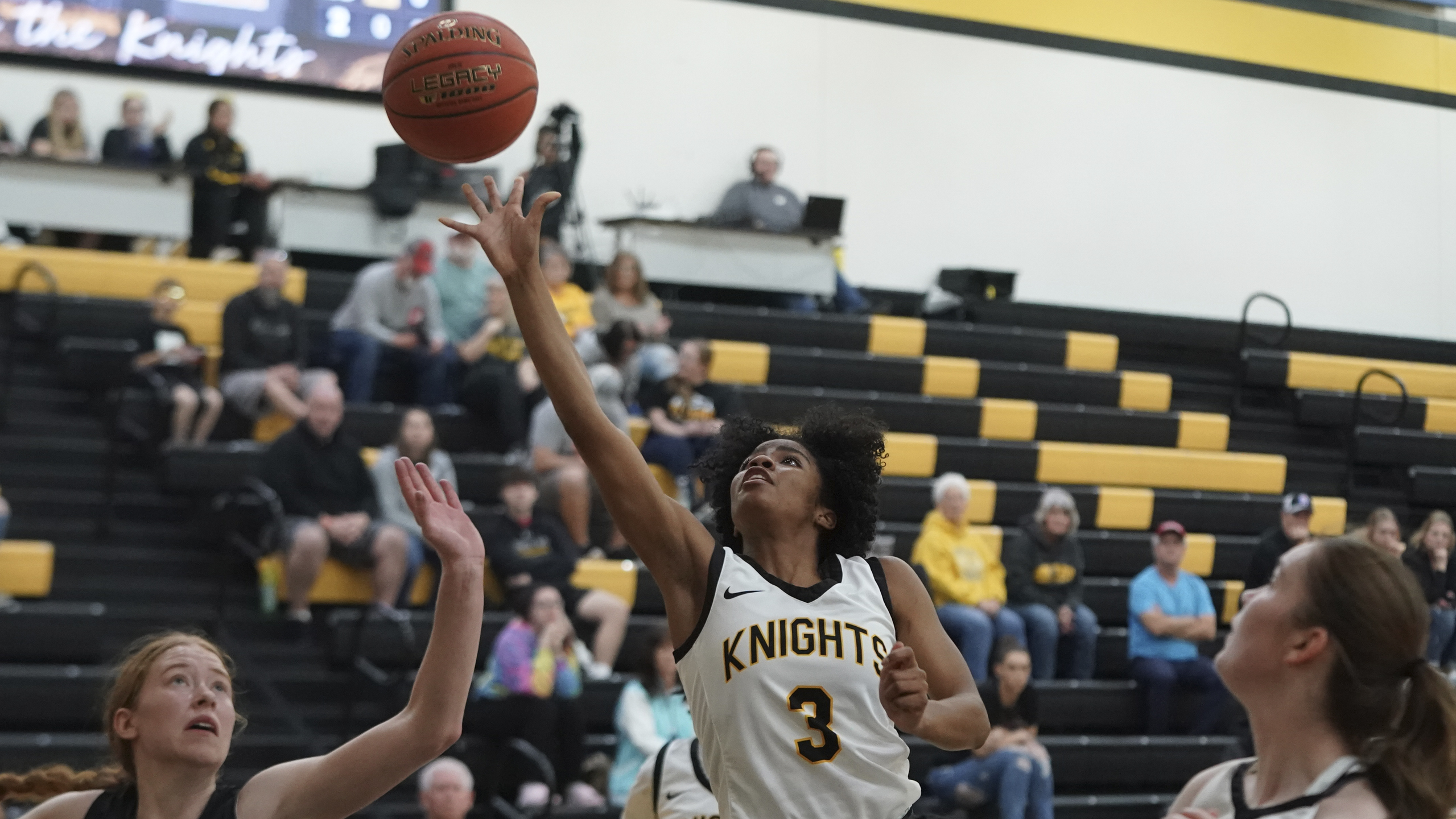 Knights square off against Kirkwood in district championship