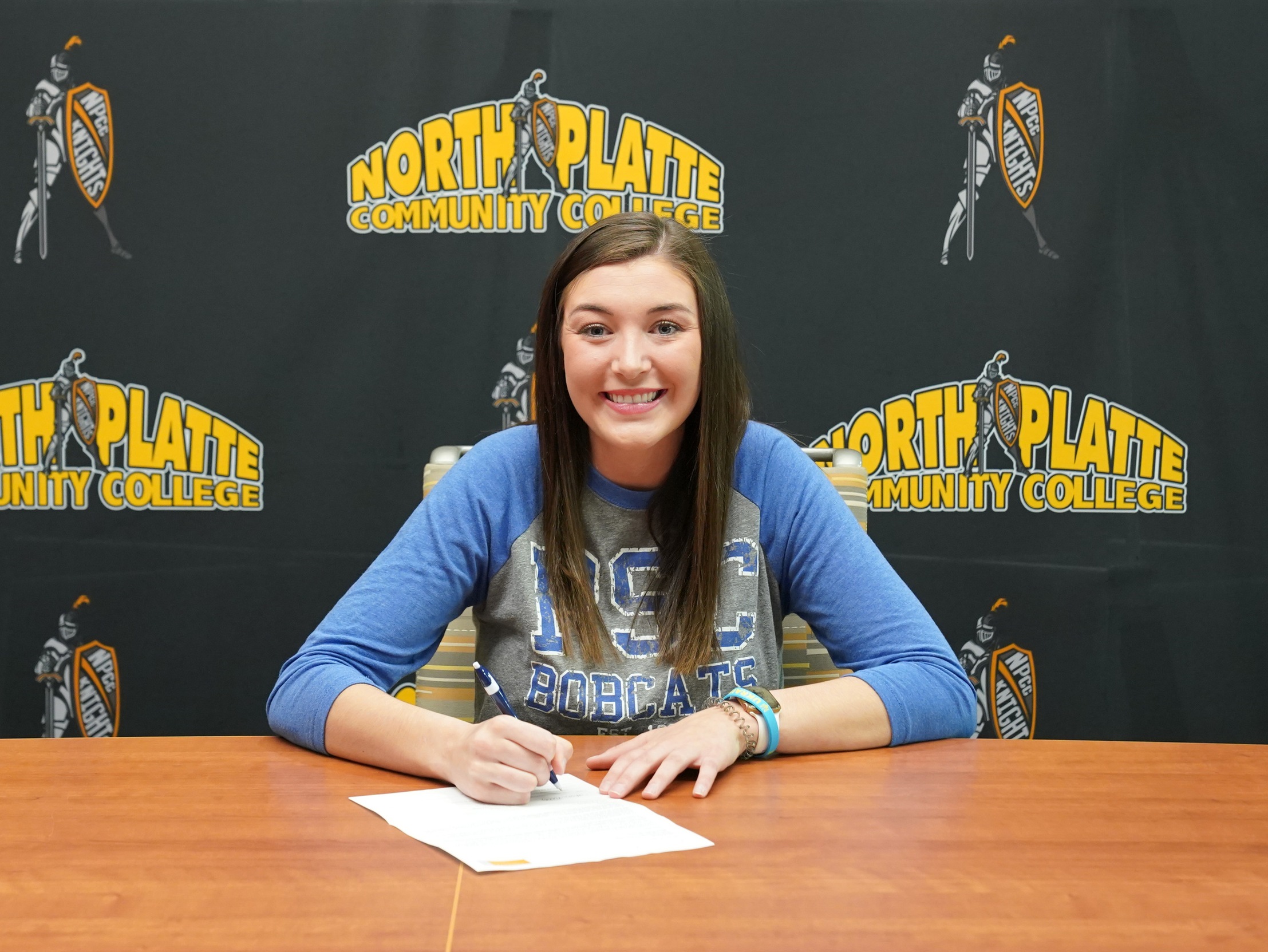 Neely to continue volleyball career at Peru State